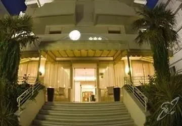 Hotel Alexander カットーリカ